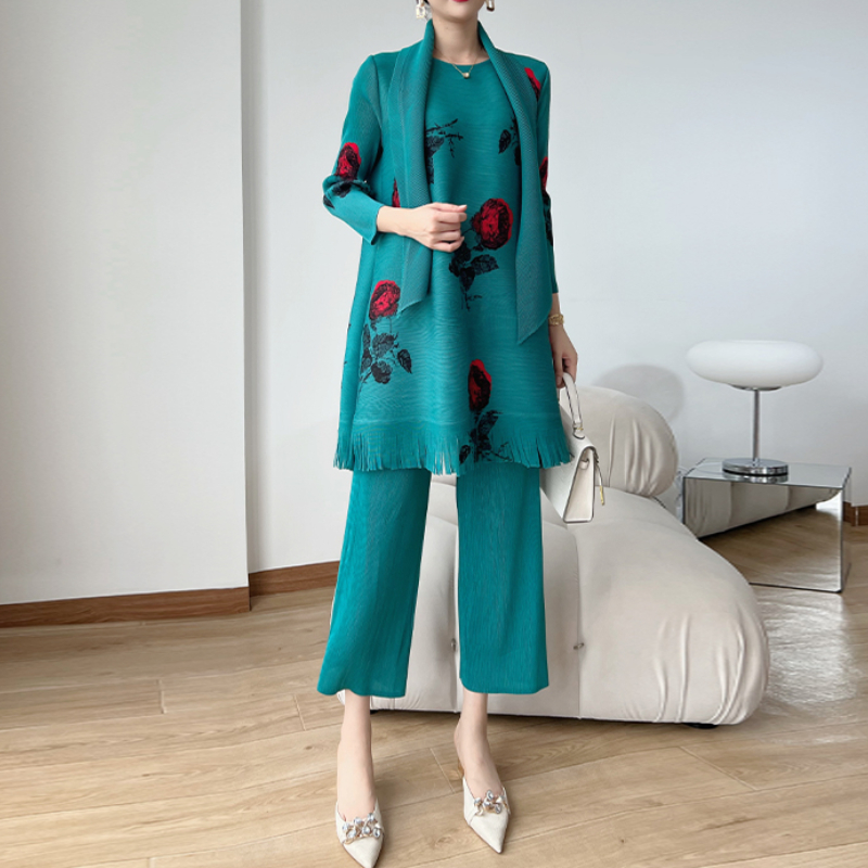 ชุดแฟชั่นอัดพลีท3ชิ้นสำหรับผู้ - Women'S Fashion Show 2022 บทวิจารณ์และราคา